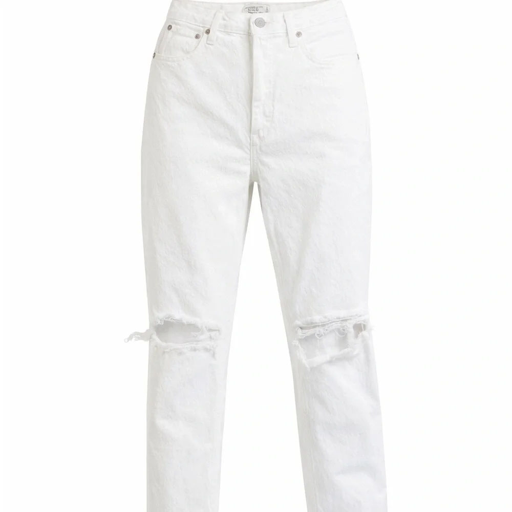 Abercrombie & Fitch The 90s Straight Ultra High Rise White Distressed Jean 31/12 - Picture 1 of 9
